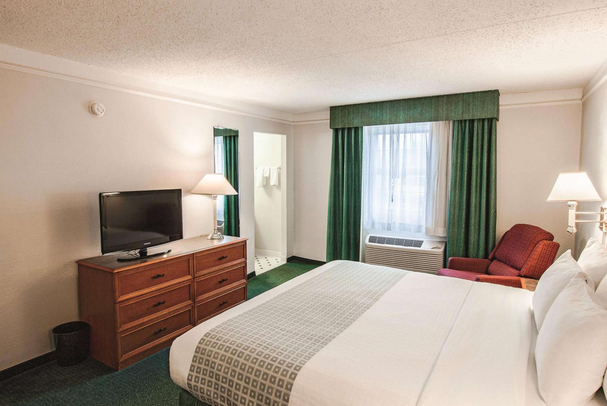 La Quinta Inn By Wyndham Indianapolis Airport Lynhurst Exteriér fotografie